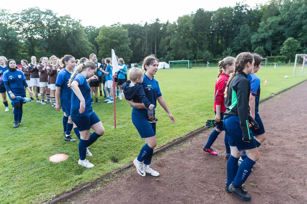 Bild 56 - Loewinnen Cup